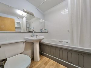 Photo 14- click for photo gallery